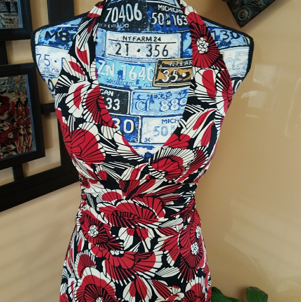 RED, BLACK, & WHITE FLORAL HALTER DRESS - Picture 3 of 8